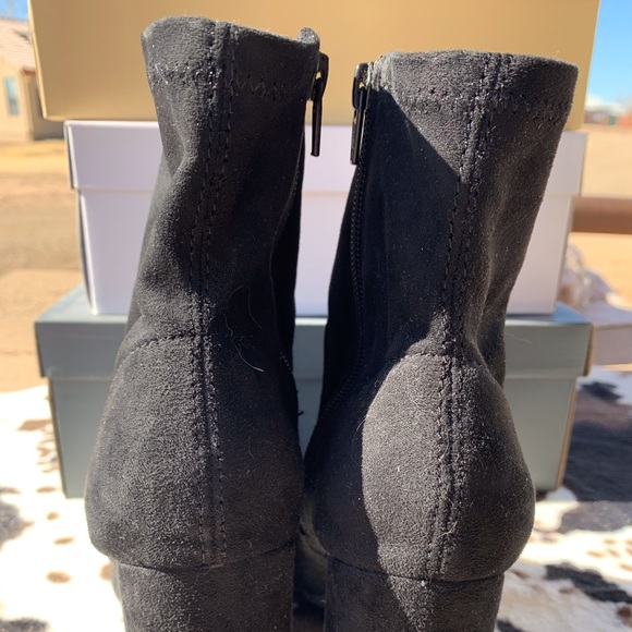 Women’s Ankle Boots - Picture 3 of 5